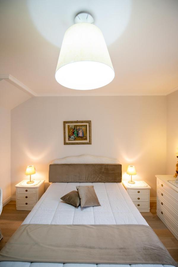 Iulia Felix B&B Pompei Bagian luar foto