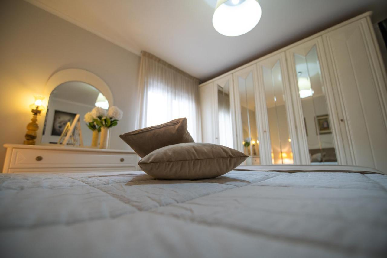 Iulia Felix B&B Pompei Bagian luar foto